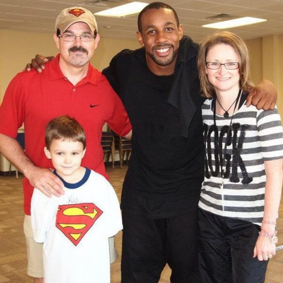 Meet your Posher, Anna & Jerimy - BattyBargains - Picture 3 of 9